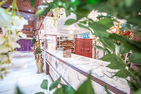 Les Ambassadeurs Appart Hotel