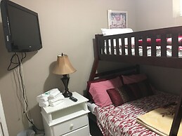 WHITEHOUSE Guesthouse