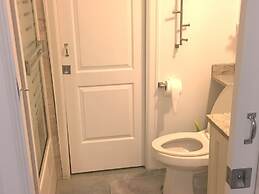 WHITEHOUSE Guesthouse