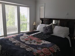 WHITEHOUSE Guesthouse