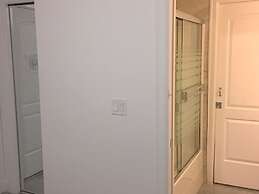 WHITEHOUSE Guesthouse