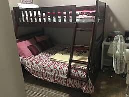 WHITEHOUSE Guesthouse