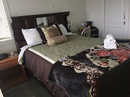 WHITEHOUSE Guesthouse