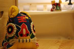 City Wall Old House.Ji Residence