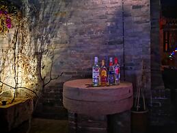 City Wall Old House.Ji Residence