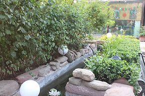 City Wall Old House.Ji Residence