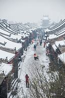City Wall Old House.Ji Residence