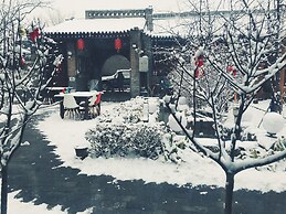 City Wall Old House.Ji Residence