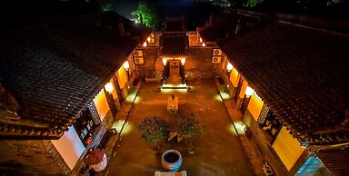 City Wall Old House.Ji Residence