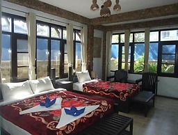 Aquarius Inn Inle Lake