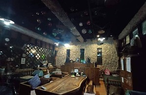 Aquarius Inn Inle Lake