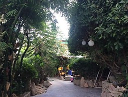 Aquarius Inn Inle Lake