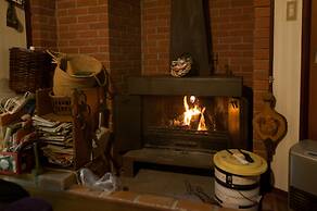 Country Inn Canadian House