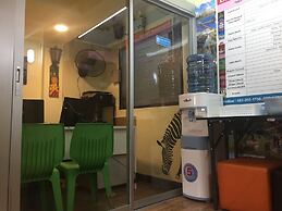 YHA Bangkok Downtown at Station S3 - Hostel