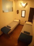 YHA Bangkok Downtown at Station S3 - Hostel