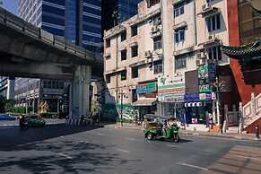 YHA Bangkok Downtown at Station S3 - Hostel