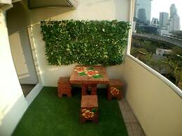 YHA Bangkok Downtown at Station S3 - Hostel