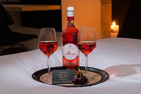 Old Town Senses Boutique Hotel