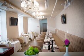 Pletnevskiy Inn Hotel