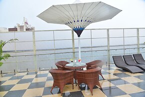 Ramee Strand Inn Hotel