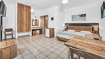 Almare Beach Hotel