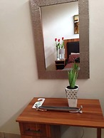 Manor Hills Guest Lodge