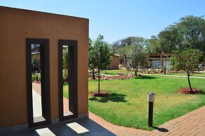 Manor Hills Guest Lodge