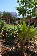 Manor Hills Guest Lodge