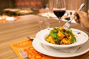 Rio Hotel by Bourbon Ciudad del Este