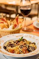 Rio Hotel by Bourbon Ciudad del Este