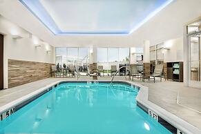 Fairfield Inn & Suites by Marriott Van Canton Area