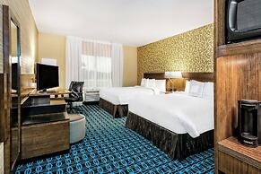 Fairfield Inn & Suites by Marriott Van Canton Area