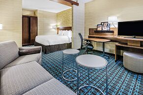 Fairfield Inn & Suites by Marriott Van Canton Area