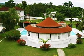 Executive Mamme Bay Hotel and Conference