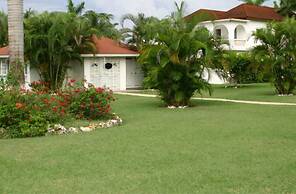 Executive Mamme Bay Hotel and Conference