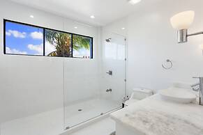 The Ellysian Boutique Hotel