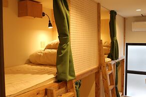 Hostel Yo