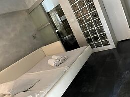 Glamour Spanish Steps