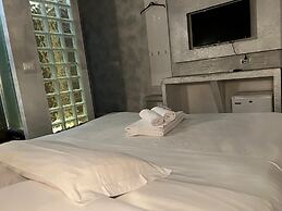 Glamour Spanish Steps