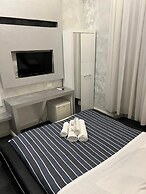 Glamour Spanish Steps