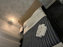 Glamour Spanish Steps