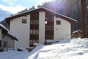 Apartments Carmena