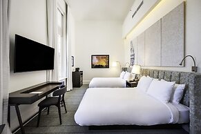 The Richardson Hotel