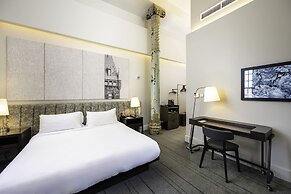 The Richardson Hotel