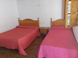 Casas Rurales Amparo Las Hayas