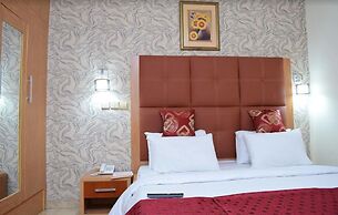 Chariot Hotel