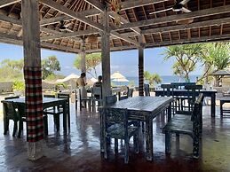 The Palms Ceningan Hotel