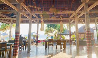 The Palms Ceningan Hotel