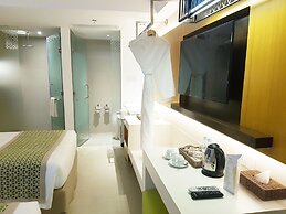 Hue Hotels and Resorts Boracay Managed by HII