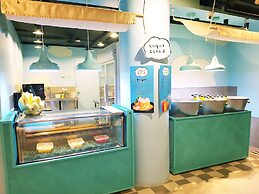 Hue Hotels and Resorts Boracay Managed by HII